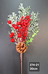 Crenguță artificială de Crăciun cu bobițe roșii, con și zăpadă – 30cm 10/set